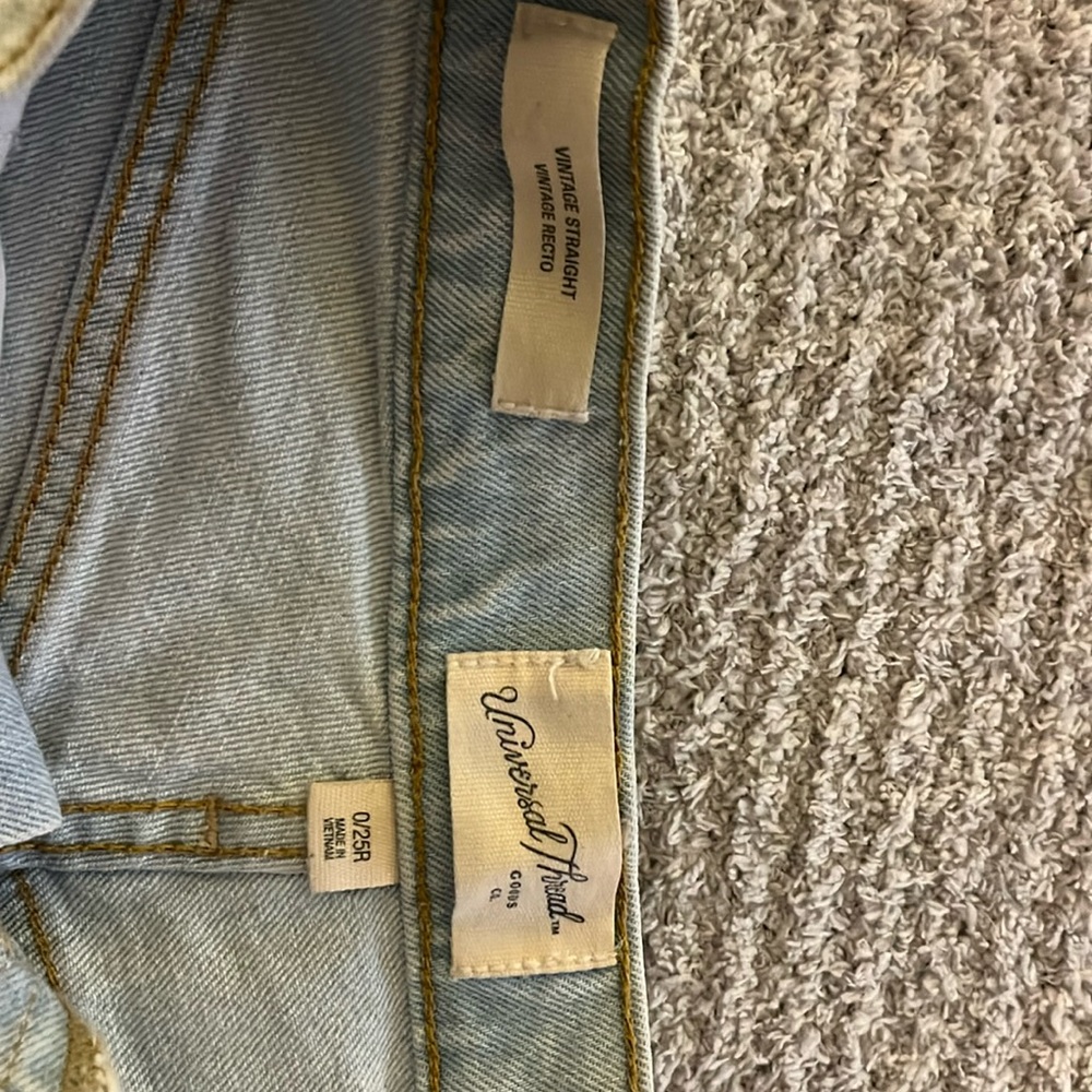 Universal Thread Jeans - Picture 2 of 3